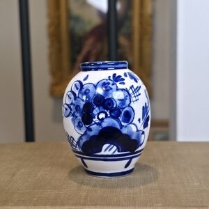 Vintage ELESVA Holland 505 Mini Vase Delft Blue Hand Painted Dutch Pottery